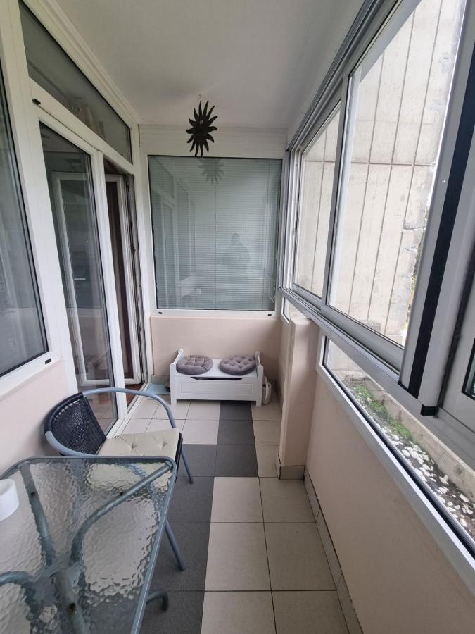 Hawaii- 2 Bdr, Arena, Sava Centar, Free Parking Apartment เบลเกรด ภายนอก รูปภาพ